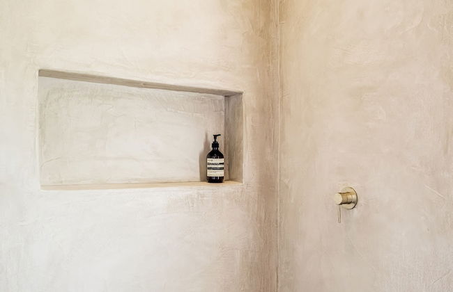 Experience Tranquility at Kelvin Urban Retreat - Photo 27