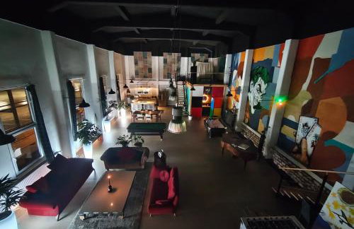 Stunning Industrial Loft in a former Power Plant Schaltzentrale - Foto 10