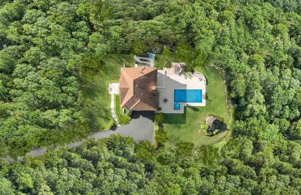 Luxury Hilltop Villa East Quogue - Foto 11