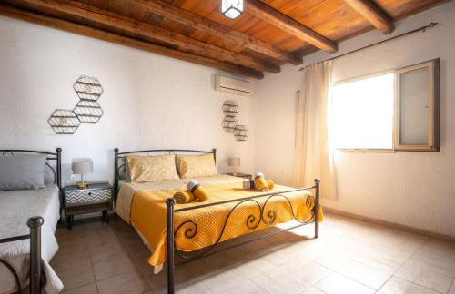 Το σπιτι του μελισσοκομου - Foto 14