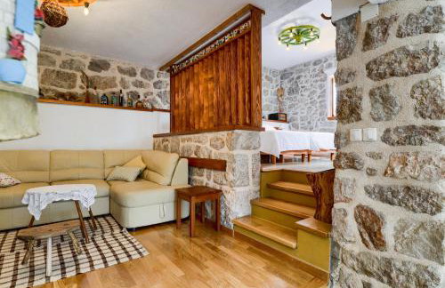 Traditional Stone House Adrian - Photo 15