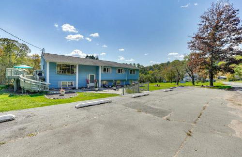 Peaceful 1-Acre Parksville Home Large Deck and Yard - Foto 36