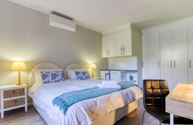 Lush Suburban Paradise - Deluxe Unit - Foto 2