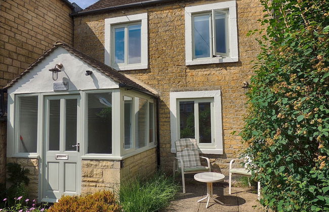 Woodbine Cottage - Photo 16