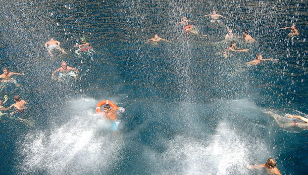 Royal Delfin Katamaran mit Glasboden-Unterwassersicht - Foto 5