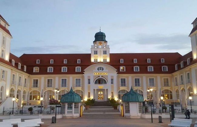 Modern Apartment Near Seabeach - Photo 17