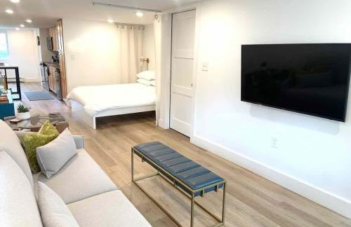 Fresh Modern Garden Level Kittery Studio - Photo 3