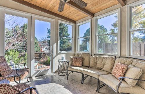 Near Shops & Eats! Centennial Home w/ Sunroom - Foto 33