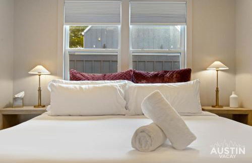 Pet Friendly East Cesar Chavez Home Near Downtown - Photo 14