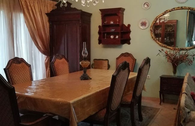 Helen's family home - Photo 17