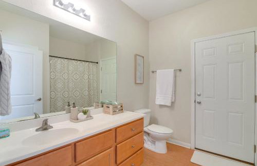 half Mi to Galveston Beach Home with Private Pool - Foto 17