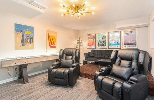 ATLAS - Whole House - 5BR 2BA - Hot Tub - Game Rooms - Theater - Fenced Backyard - Foto 3