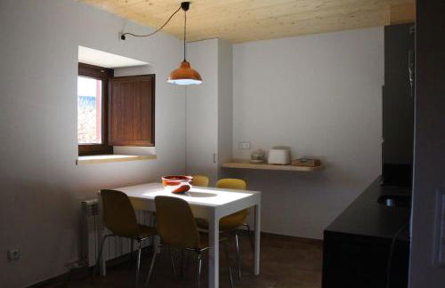 Cal Barné, acogedor alojamiento con jardín en Das - Foto 12