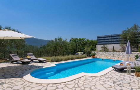 Villa Pasika with private 31m2 pool, summer kitchen with BBQ, 4 bedrooms - Photo 39