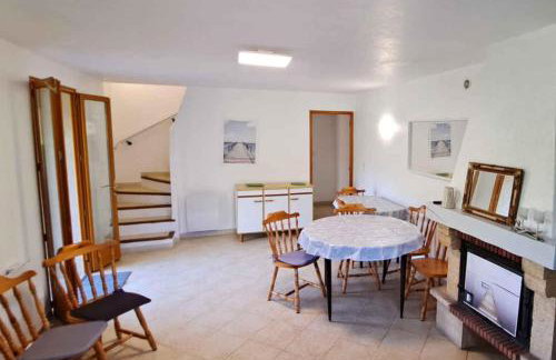 3 Bed House Sleeps 8 -Private Garden -Pets Ok - Foto 34