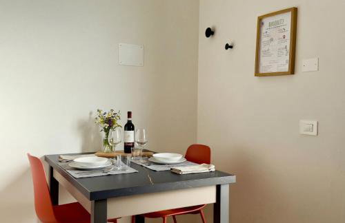 Residence Casa Palmira - Modern Apartments near Neɡrar Hospital - Valpolicella - Foto 18
