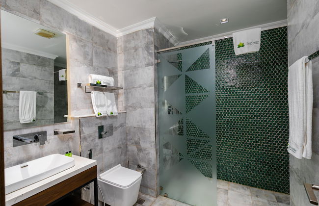 Zara Garden hotel and apartments - Photo 16