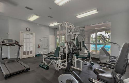 Close to Beach~Free Golf Cart! Pet Friendly Home! Destiny West - Foto 45