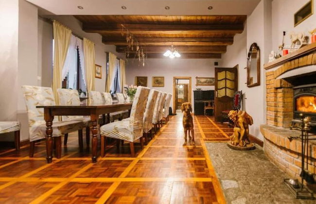 Large Holiday Villa With Garden, 6 Bedrooms - Foto 10