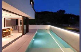 Stunning Design Villa with large private Pool 30sqm - Foto 1