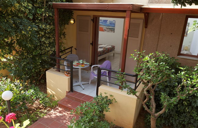 Latania Studios And Apartments - Photo 27