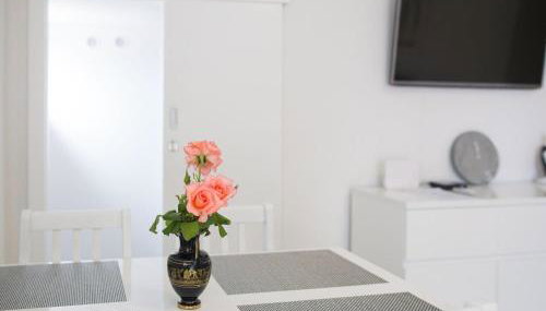 Serious Job Apartment - One Bedroom Apartment with Shared Terrace ve i - Foto 2