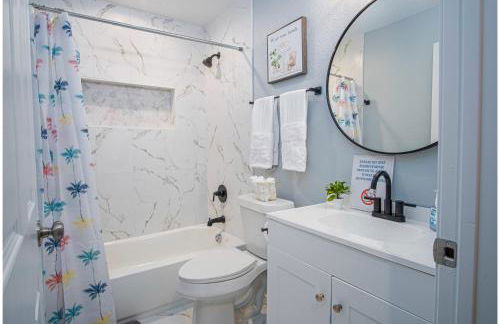 Spacious Delightful 4 BR/ 3 BA Close to Downtown - Foto 4