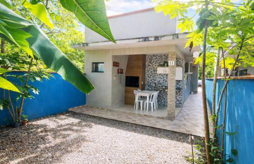 Jack&Mari Beach House, AC, 2 quartos, 600m da praia, área churrasco - Foto 17