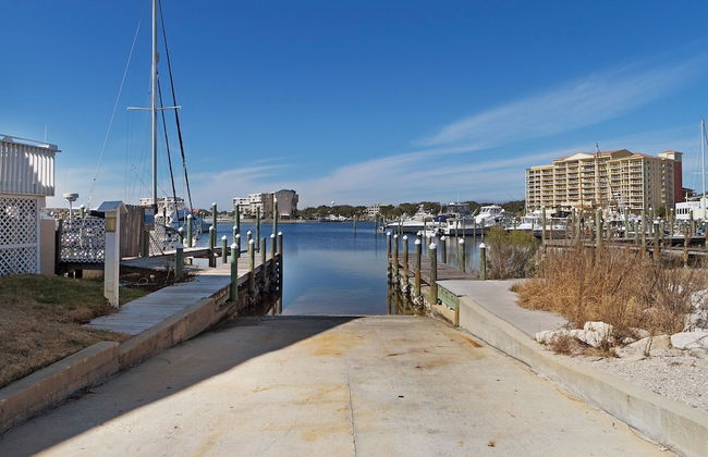 SPC 4133 Beautiful Tennis Court 2 bedroom with free beach set up for 2 by RedAwning - Foto 45