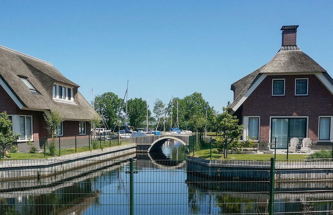 Villa in Friesland With Waterfront Garden - Foto 20