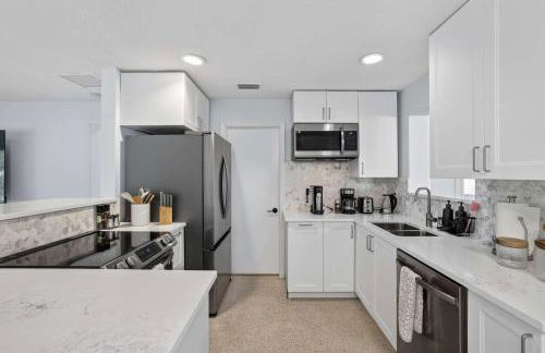 Evergreen Retreat Home for 7 - Photo 4