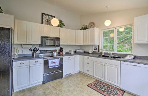 Anderson Island Retreat with Lakefront Deck and Canoe! - Foto 12