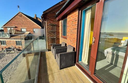 Poole Harbour View - Photo 10