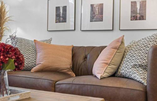 NEW! High-end Manchester Home w/ a hot tub - Foto 20