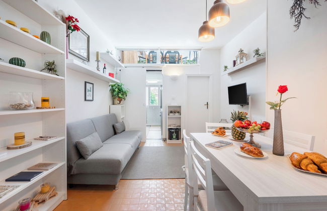 Lucca Old Town Apartment - Photo 14