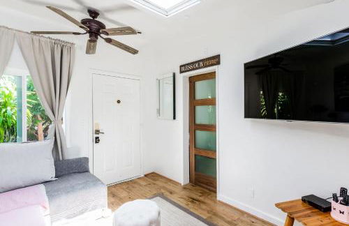 Charming 1-Bedroom Home near Downtown Culver - Photo 15