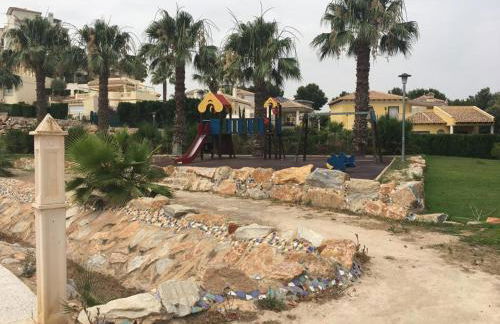 Apartamento en Orihuela Costa con Piscina - Foto 10