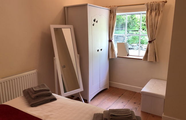 Idyllic Location, Stunning Views, Relax & Refresh in Peace & Comfort - Foto 4