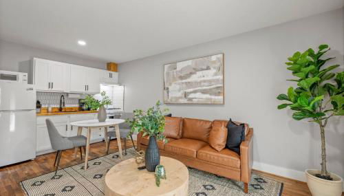 All-In-One - Fully-Equipped Secure Gated Parking! - Foto 5, Other