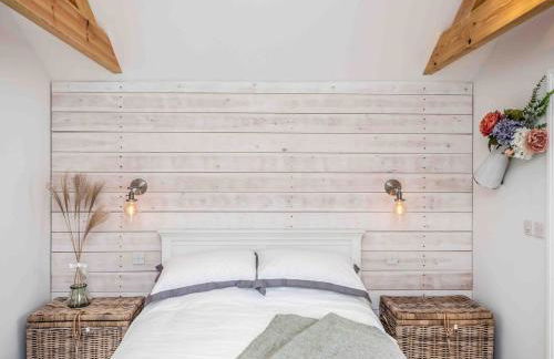 Garden Cottage, Cosy, Private, Short drive to beach - Foto 2