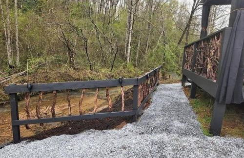 Lazy Bear Retreat by the Creek - Foto 10