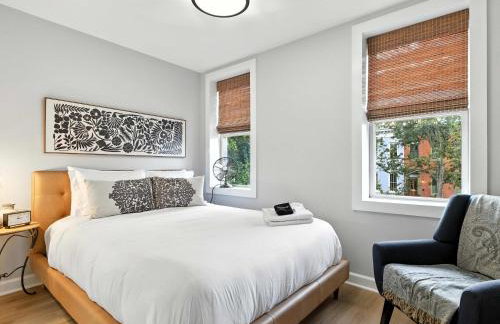 Capitol Hill Retreat Modern 2BR - Private Patio - Foto 1