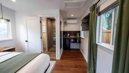 Columbia Cabins Cabin 4 - Photo 5