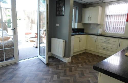 Huge 9 Bed Property Sleeps 17, Near NEC, City Centre, HS2 - Foto 30