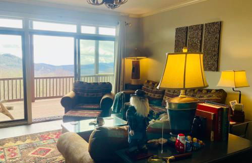 Bucket List Views Sugar Mountain Private Condo - 2bed, 2bath, Sleeps 6, Panoramic Views of Mountains from Large Deck, Short Drive to Shopping, Restaurants, Cafes & Banner Elk Town - Foto 9