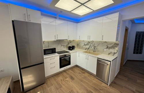 Modern Athens Suite - 160m from Metro - 3min Piraeus Port - 6 Guests - Foto 17