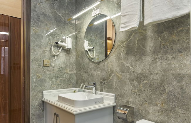 BBQ Villa & Hostel Ha Long - Foto 37