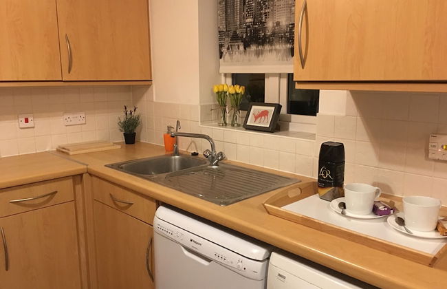 Eastleigh House near Airport - Foto 8