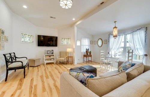 about 1 Mi to Dtwn Wilmington Home with Patio! - Foto 2