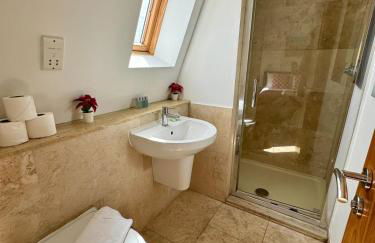 Spacious Vauxhall Apartments for big groups - Foto 12